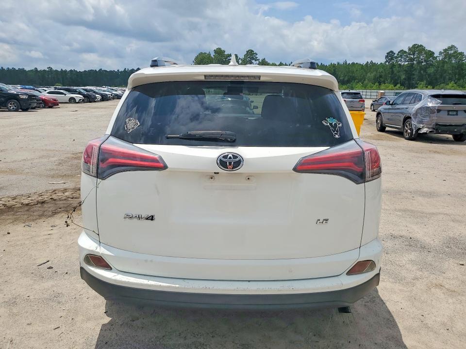2017 TOYOTA RAV4 LE — Фото 6 из 13