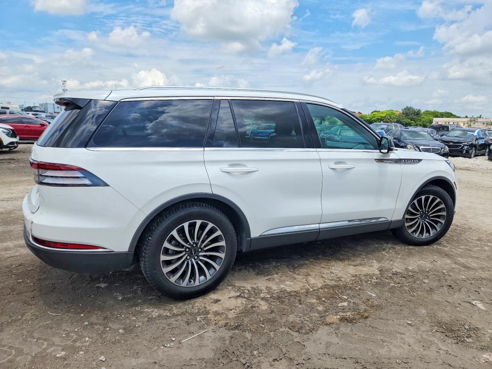2023 LINCOLN AVIATOR — Фото 3 из 13