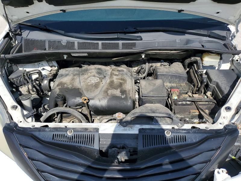 5TDZZ3DC9HS849510 2017 TOYOTA SIENNA photo no. 11