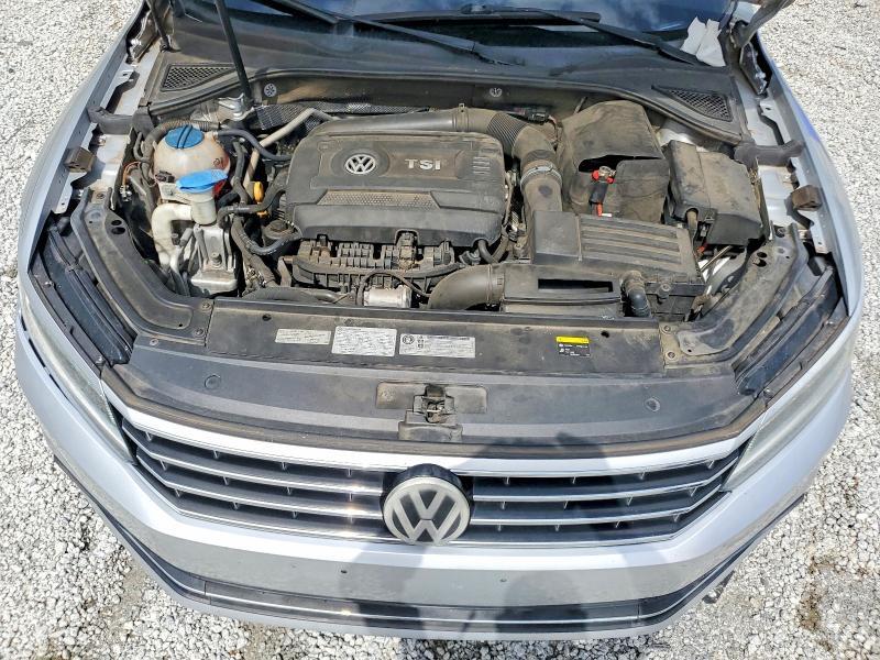 2017 VOLKSWAGEN PASSAT SE — Фото 11 из 12