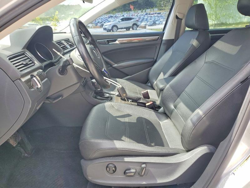2017 VOLKSWAGEN PASSAT SE — Фото 7 из 12