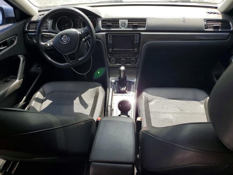 2017 VOLKSWAGEN PASSAT SE — Фото 8 из 12