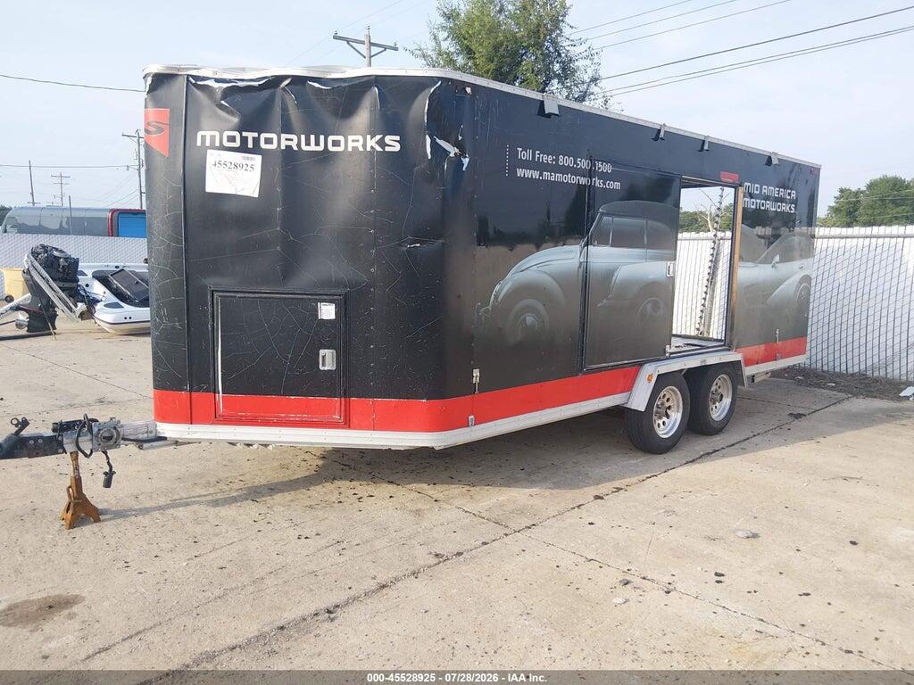 1XTFMX52811000003 2001 BOX TRLR photo no. 2