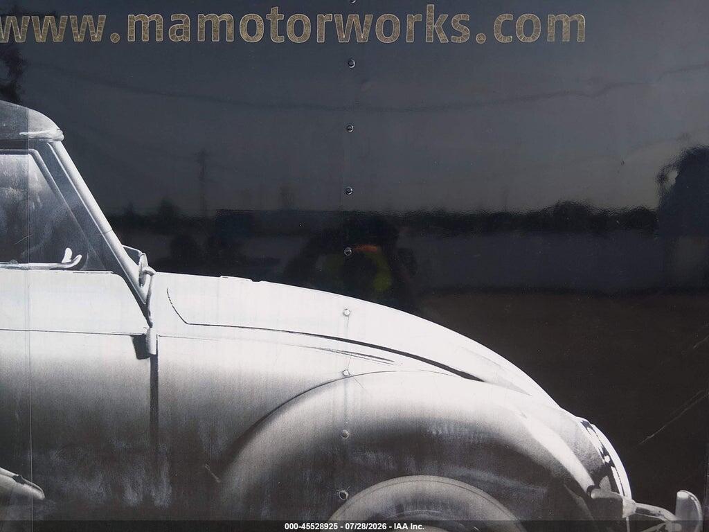 1XTFMX52811000003 2001 BOX TRLR photo no. 5
