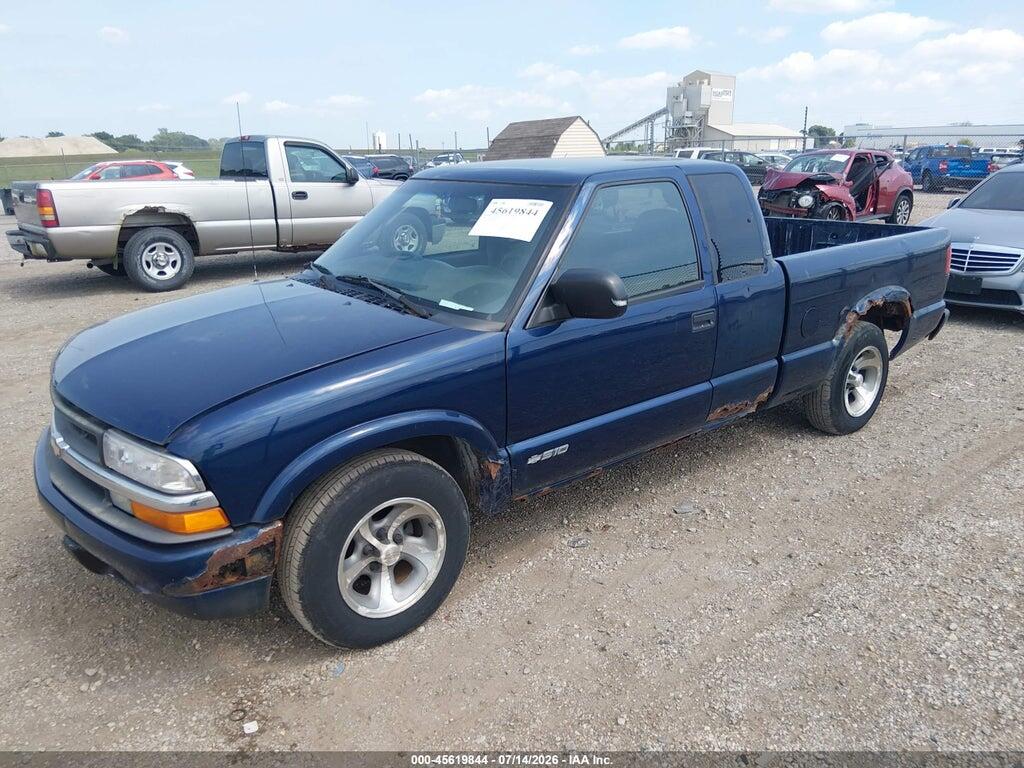 1GCCS19W818187432 2001 CHEVROLET S-10 photo no. 2