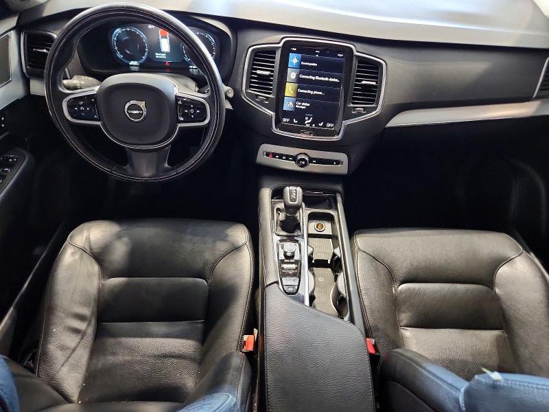 2017 VOLVO XC90 T6 — Фото 8 из 13