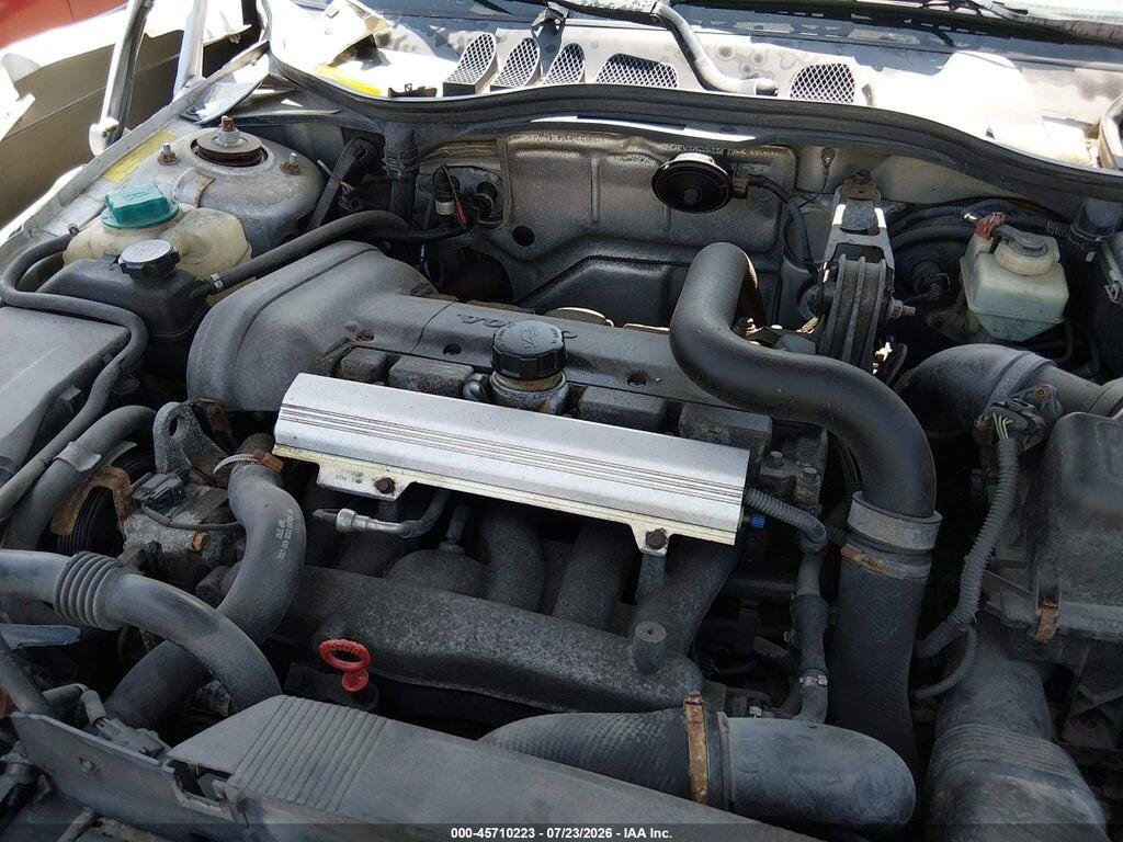 YV1NK56D9XJ012847 1999 VOLVO C70 photo no. 10