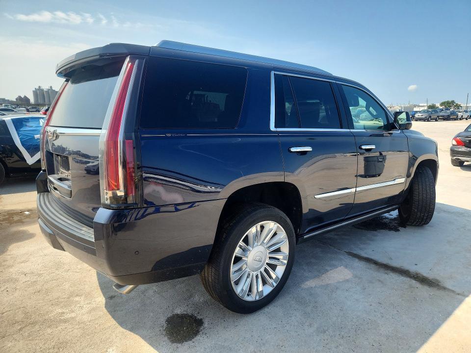 1GYS4DKJ7JR319283 2018 CADILLAC ESCALADE photo no. 3