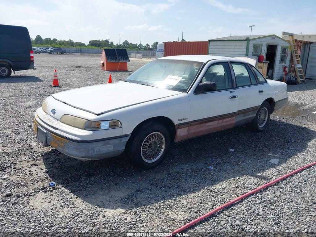 2FACP75WXNX234787 1992 FORD CROWN VICTORIA photo no. 2