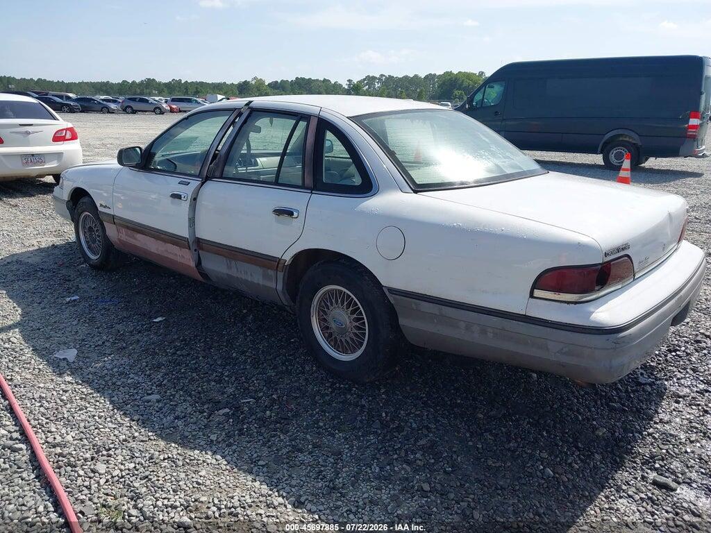 2FACP75WXNX234787 1992 FORD CROWN VICTORIA photo no. 3