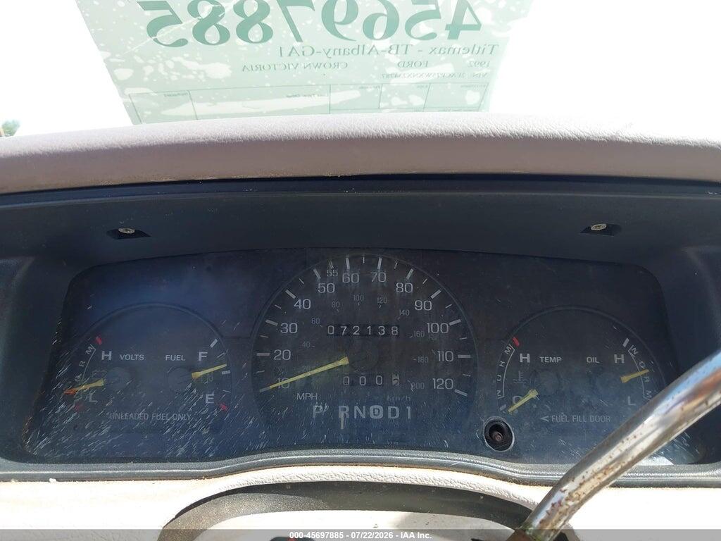 2FACP75WXNX234787 1992 FORD CROWN VICTORIA photo no. 7
