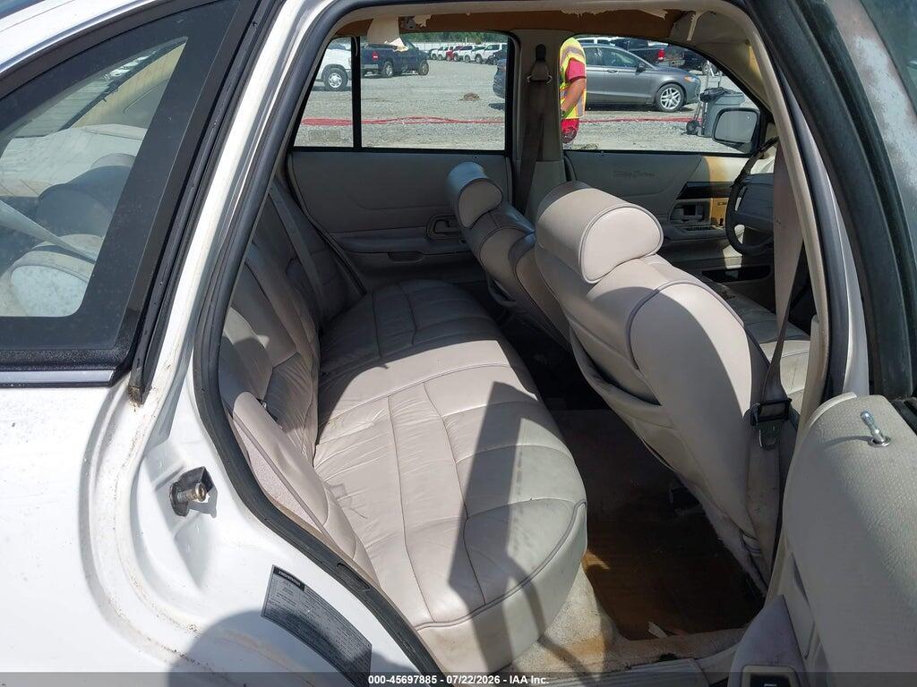2FACP75WXNX234787 1992 FORD CROWN VICTORIA photo no. 8