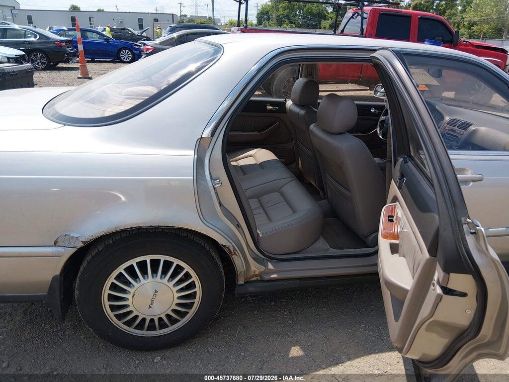 JHRKA7676NC031478 1992 ACURA LEGEND photo no. 8