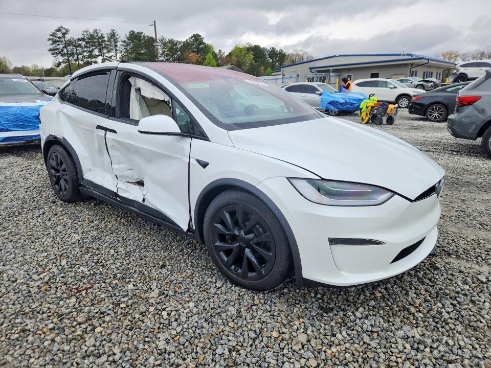 2023 TESLA MODEL X — Фото 4 из 12