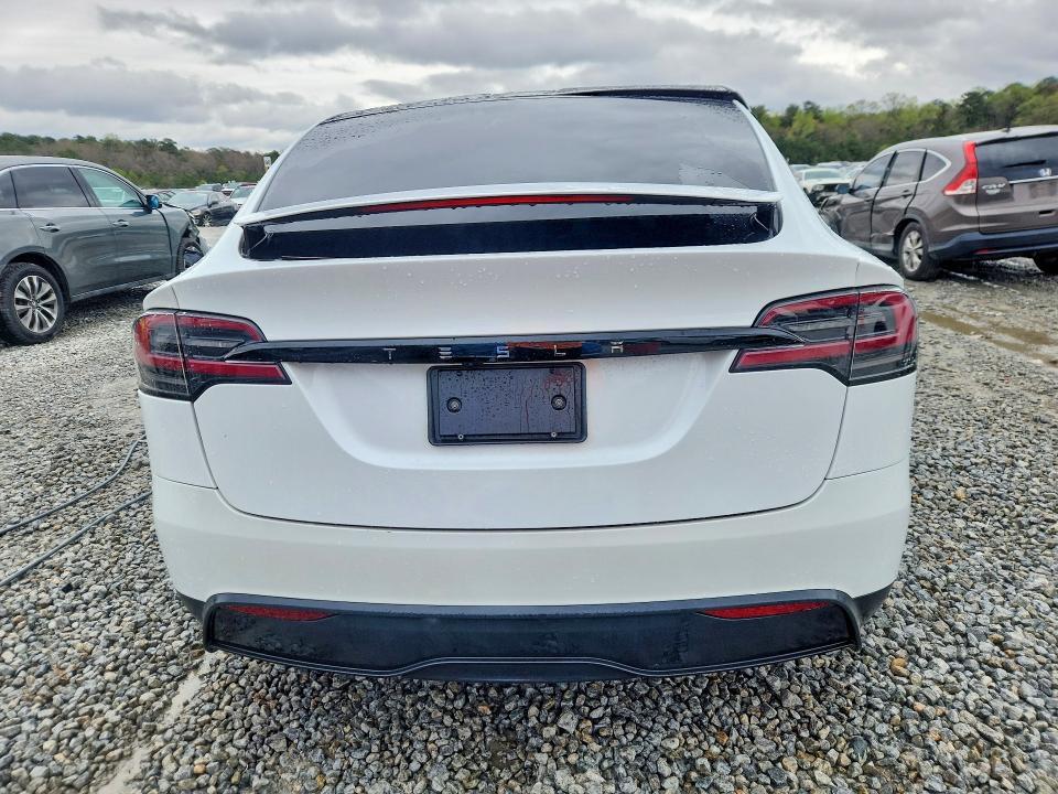 2023 TESLA MODEL X — Фото 6 из 12