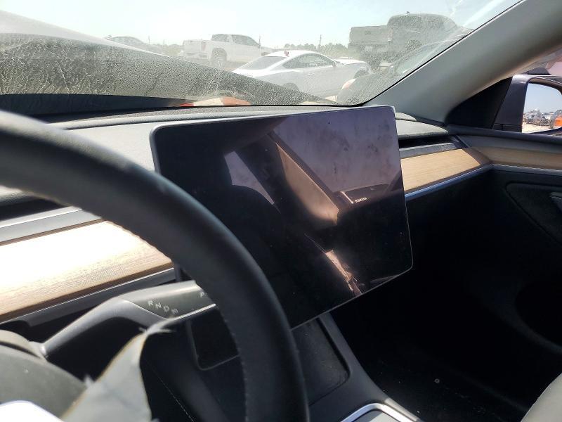 2023 TESLA MODEL Y — Фото 9 из 12