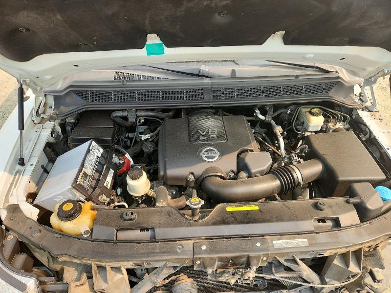 2014 NISSAN TITAN SV — Фото 11 из 13