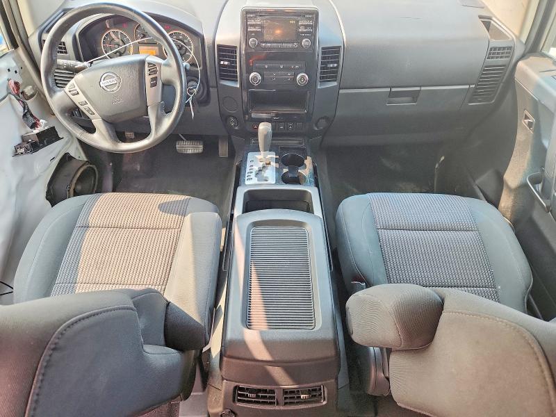 2014 NISSAN TITAN SV — Фото 8 из 13