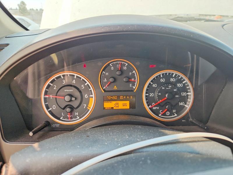 2014 NISSAN TITAN SV — Фото 9 из 13