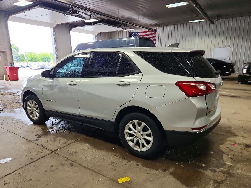 2018 CHEVROLET EQUINOX LS — Фото 2 из 13