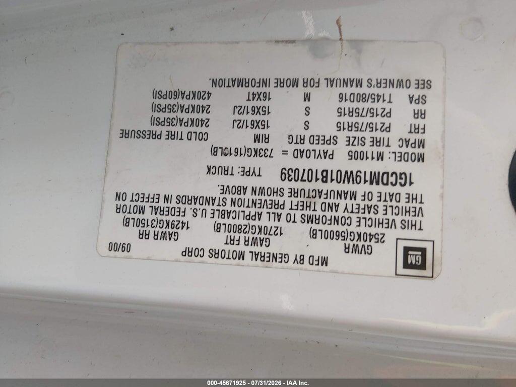 1GCDM19W01B107039 2001 CHEVROLET ASTRO photo no. 9
