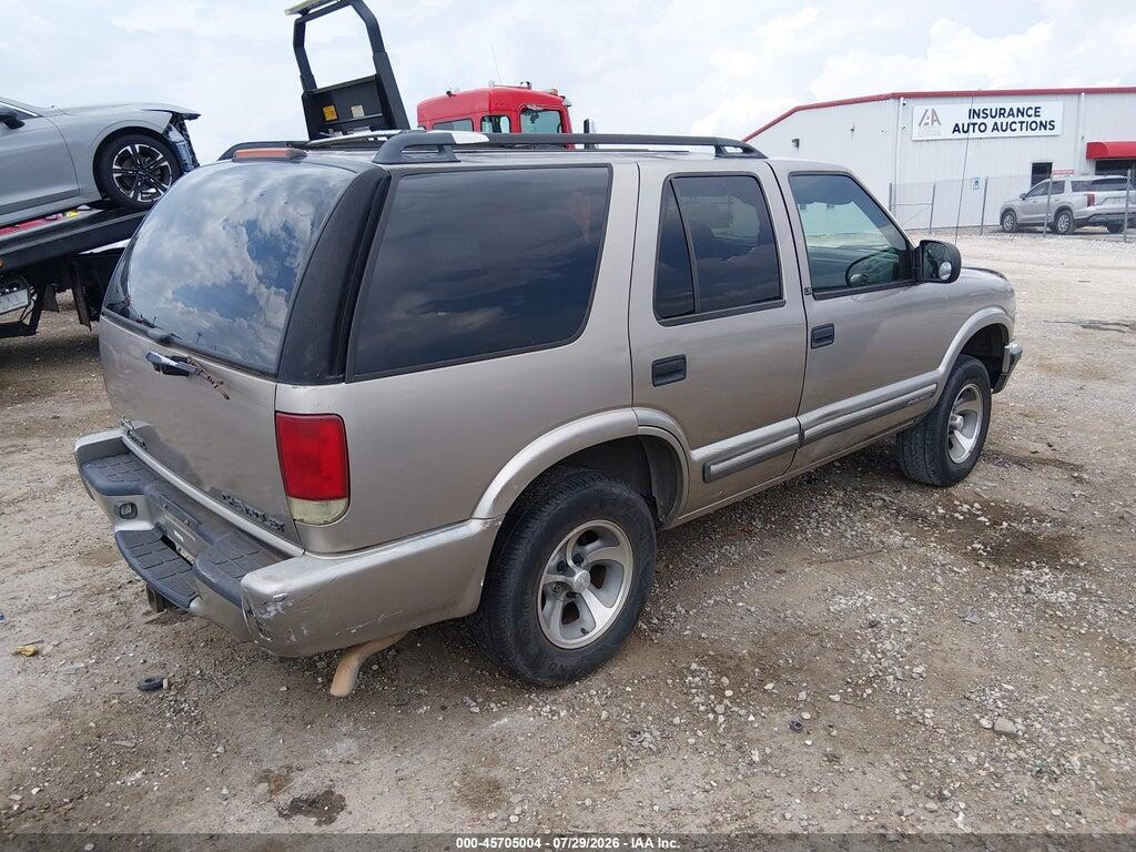 1GNCS13W51K253891 2001 CHEVROLET BLAZER photo no. 4