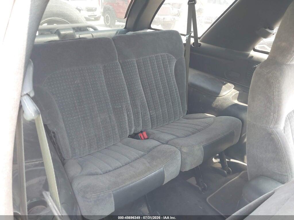 1GNCT18W31K189727 2001 CHEVROLET BLAZER photo no. 8