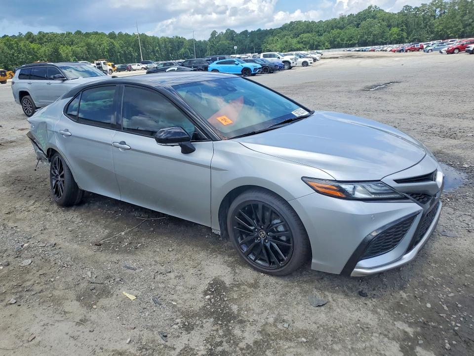 2023 TOYOTA CAMRY XSE — Фото 4 из 12