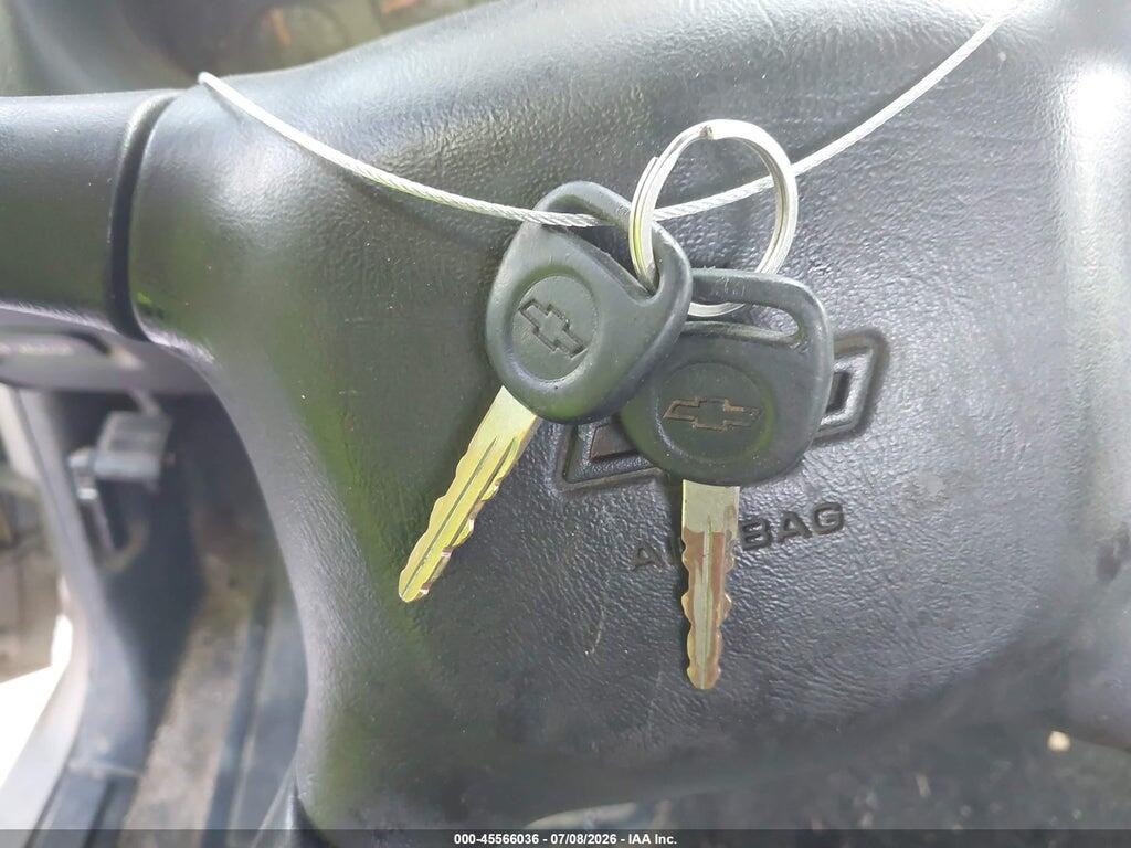 1GCDT19W118220093 2001 CHEVROLET S-10 photo no. 11