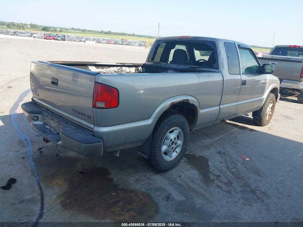 1GCDT19W118220093 2001 CHEVROLET S-10 photo no. 4