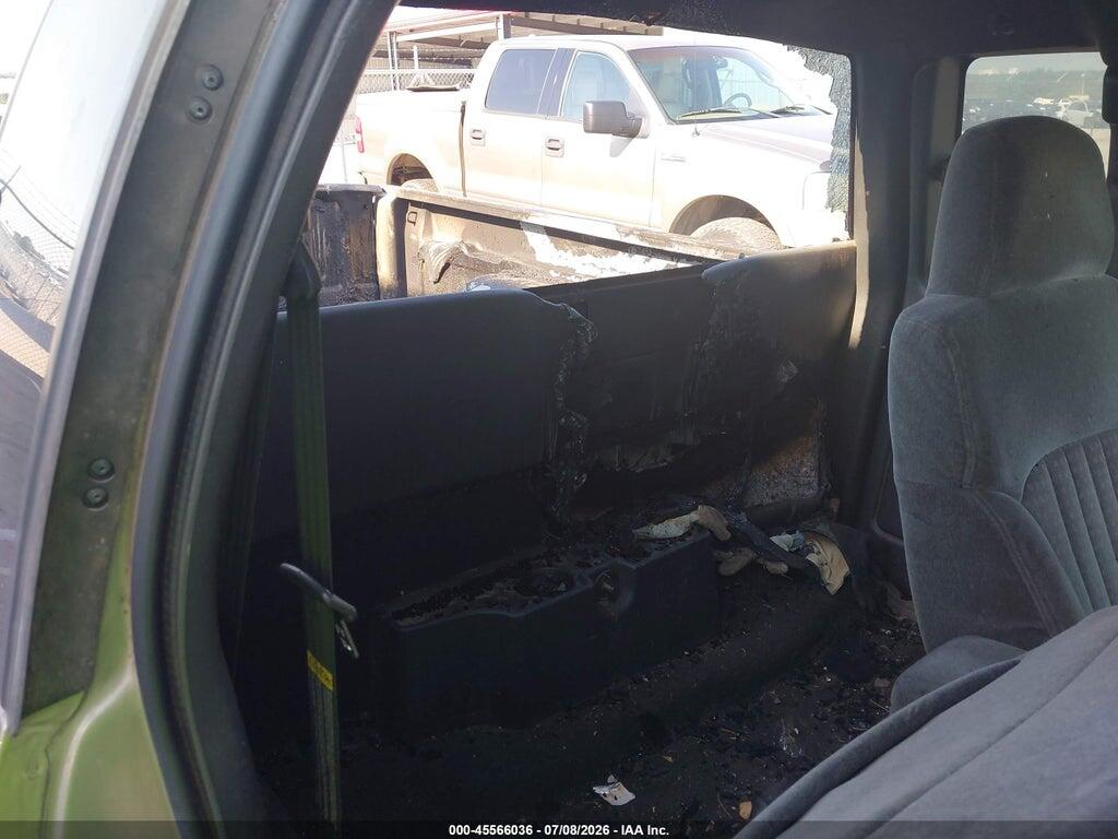 1GCDT19W118220093 2001 CHEVROLET S-10 photo no. 8