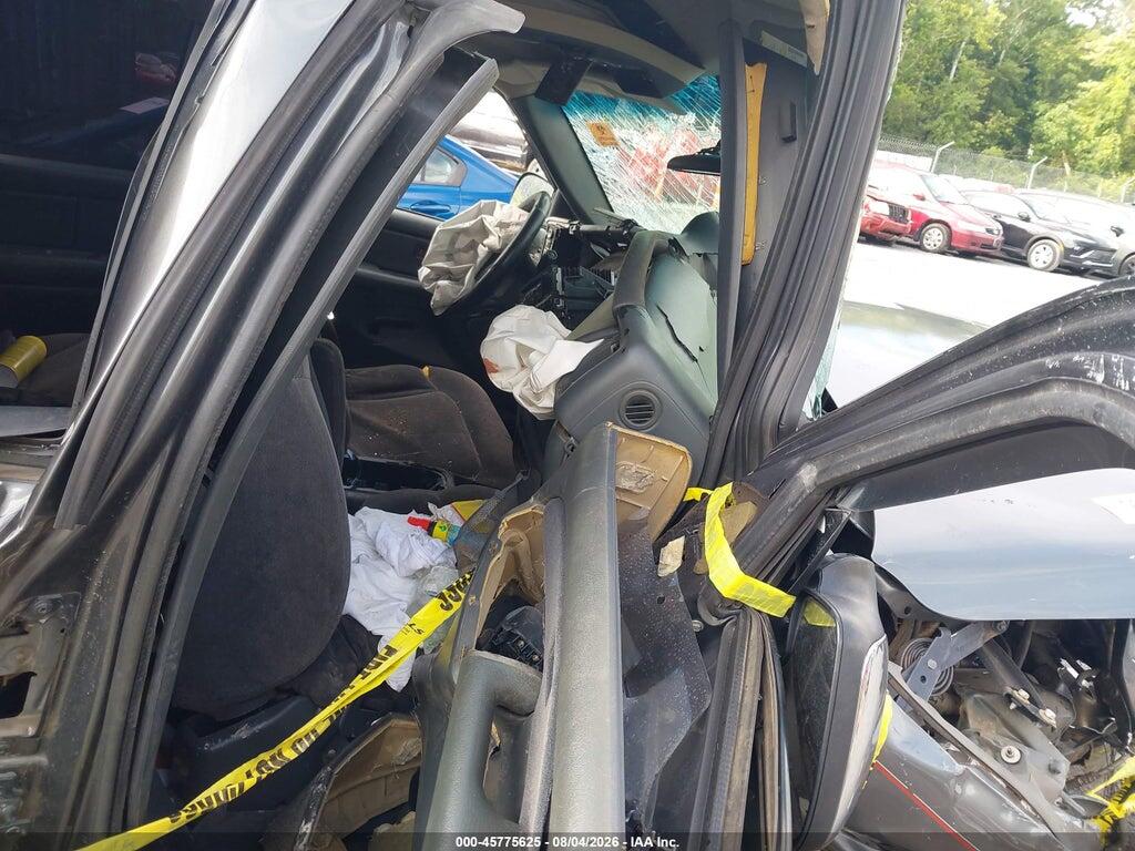1GCEK19TX1E212055 2001 CHEVROLET SILVERADO 1500 photo no. 5