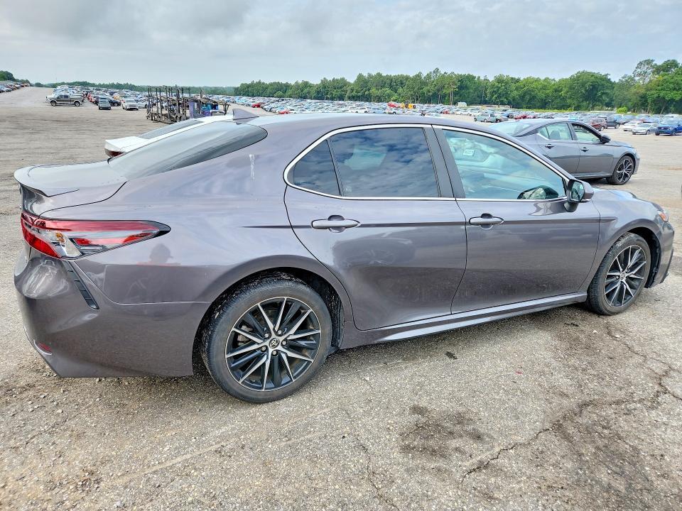 2023 TOYOTA CAMRY SE — Фото 3 из 12