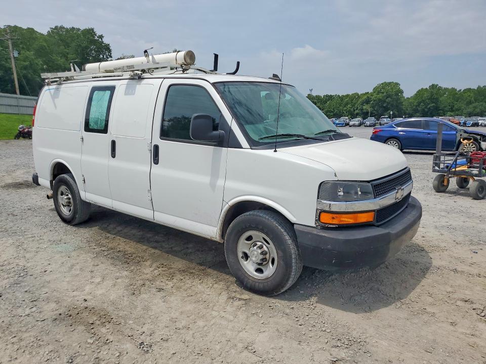 2018 CHEVROLET EXPRESS G2500 — Фото 4 из 13