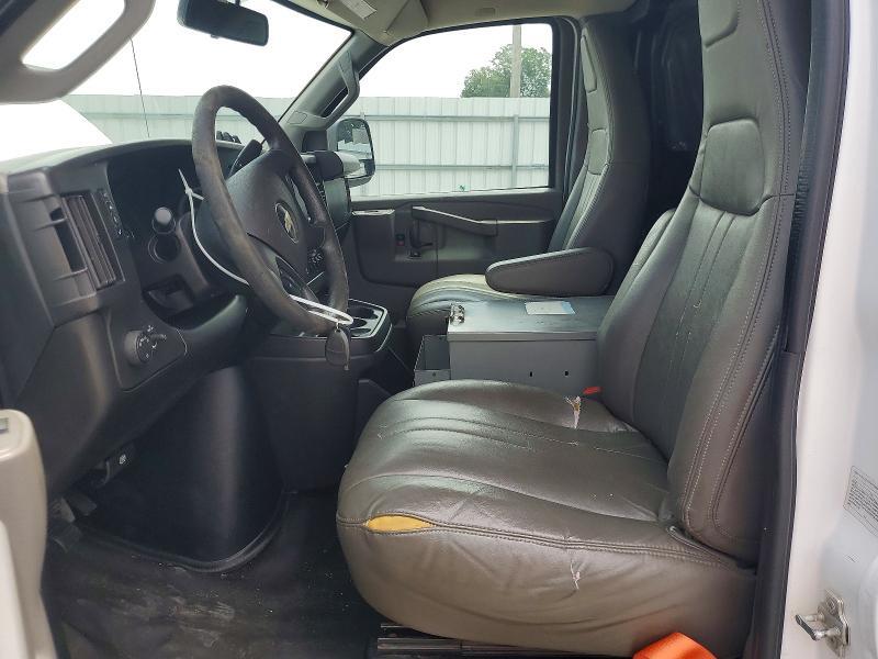 2018 CHEVROLET EXPRESS G2500 — Фото 7 из 13
