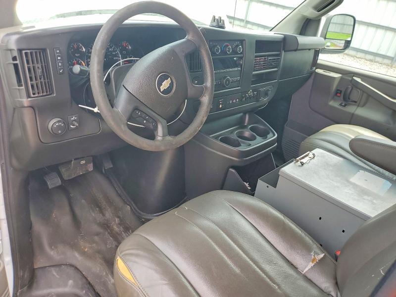 2018 CHEVROLET EXPRESS G2500 — Фото 8 из 13
