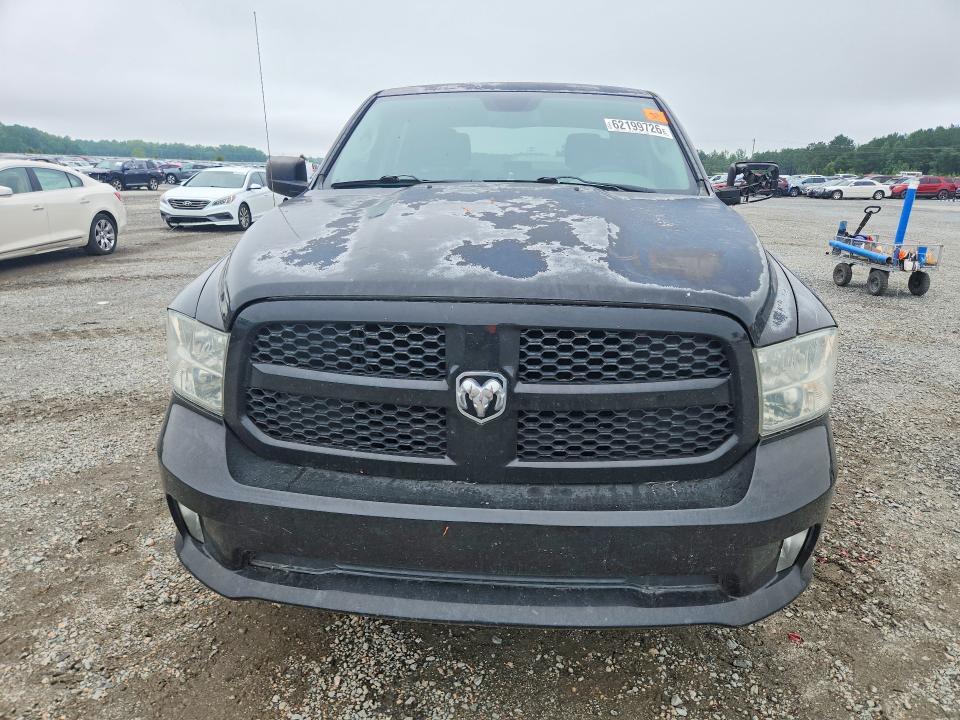 2014 RAM 1500 ST — Фото 5 из 12