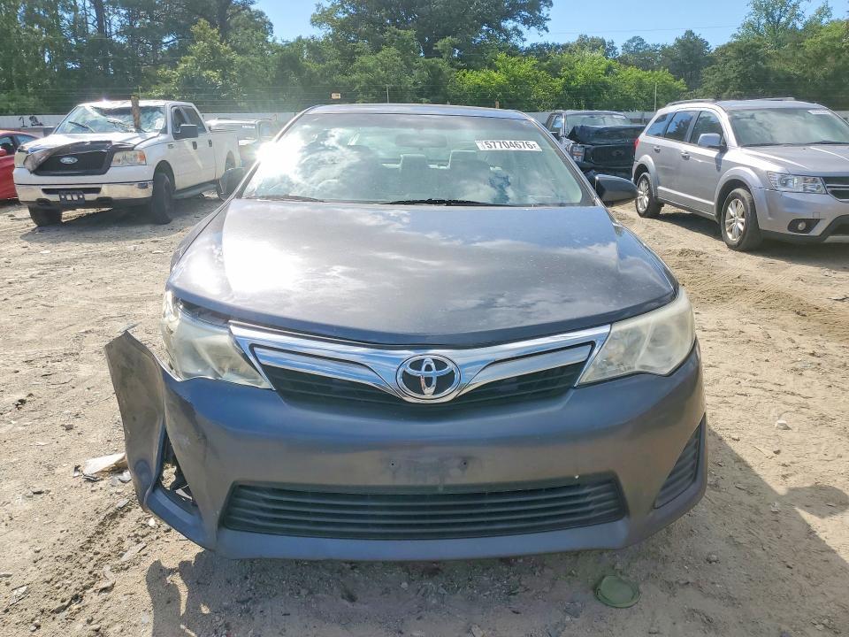 2014 TOYOTA CAMRY LE — Фото 5 из 13