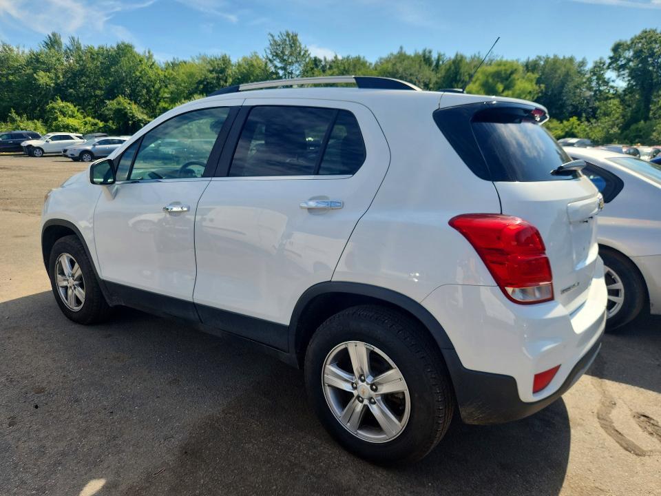 2018 CHEVROLET TRAX 1LT — Фото 2 из 13