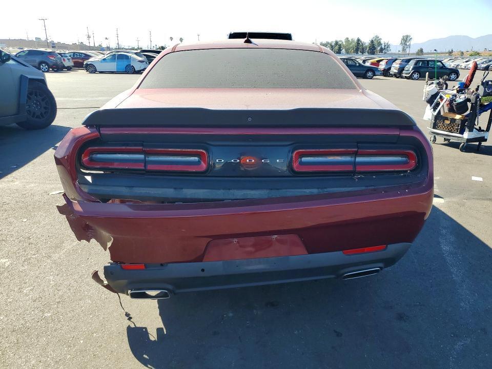 2018 DODGE CHALLENGER SXT — Фото 6 из 12
