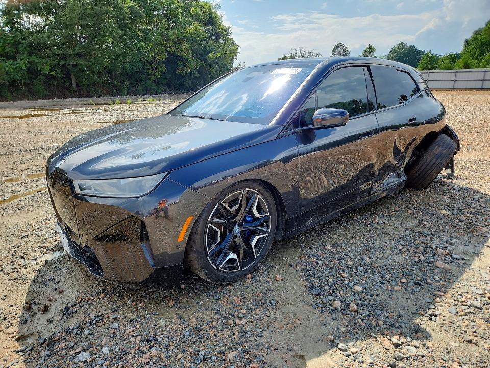 2024 BMW IX M60