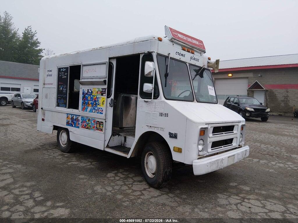 1GCGP32K2N3317424 1992 CHEVROLET P30 photo no. 1