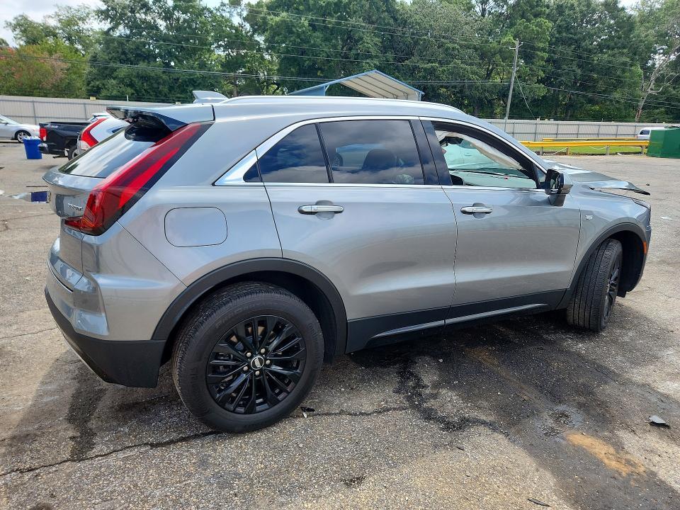 2024 CADILLAC XT4 PREMIUM LUXURY — Фото 3 из 13