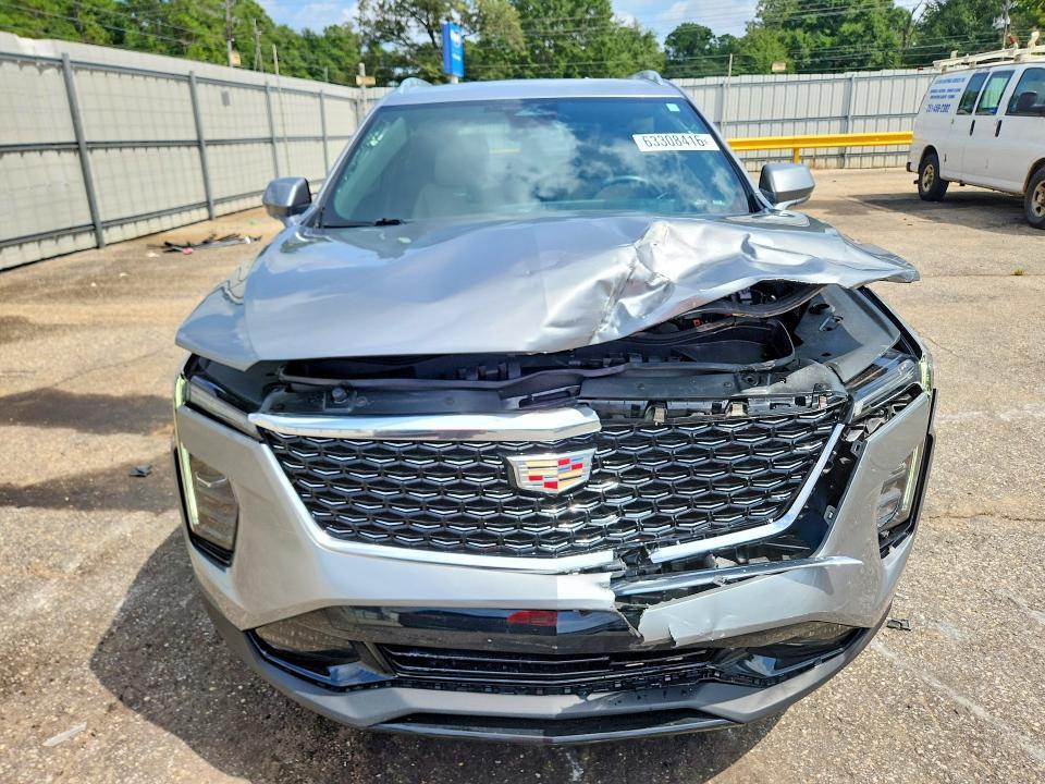 2024 CADILLAC XT4 PREMIUM LUXURY — Фото 5 из 13