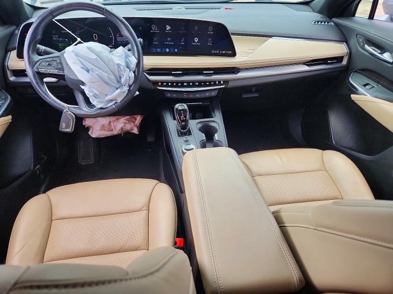 2024 CADILLAC XT4 PREMIUM LUXURY — Фото 8 из 13