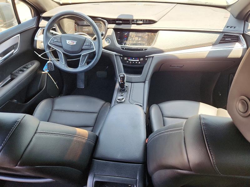 2024 CADILLAC XT5 LUXURY — Фото 8 из 13