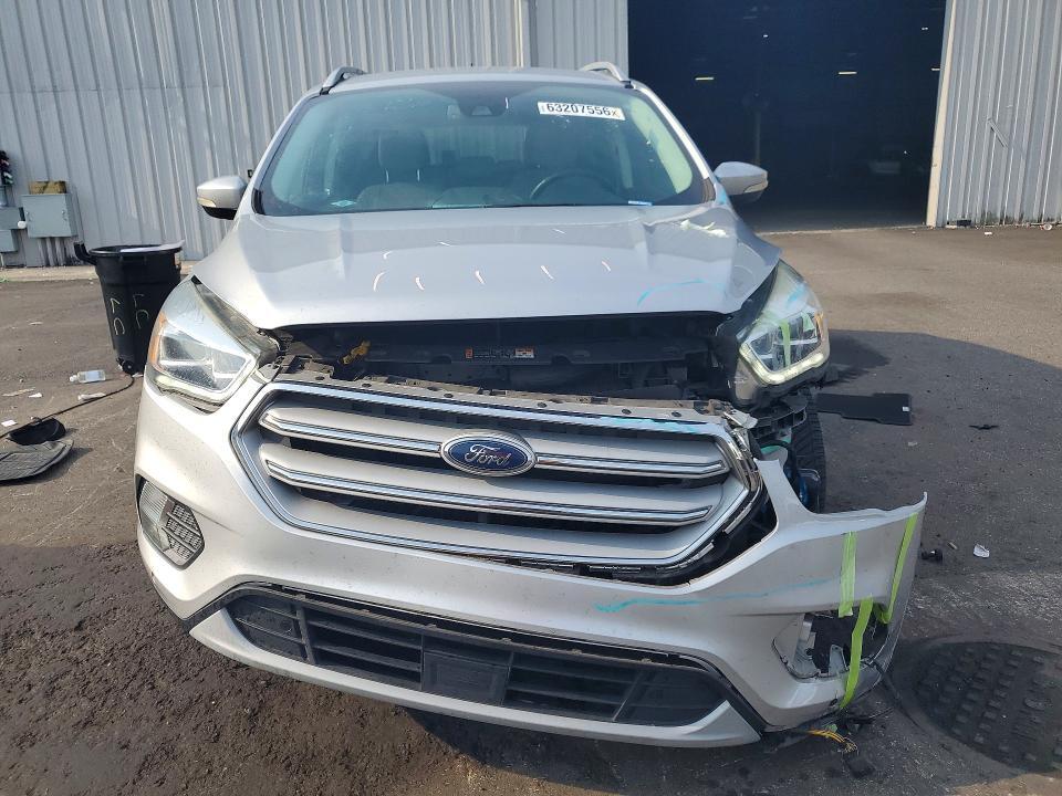 2018 FORD ESCAPE TITANIUM — Фото 5 из 12