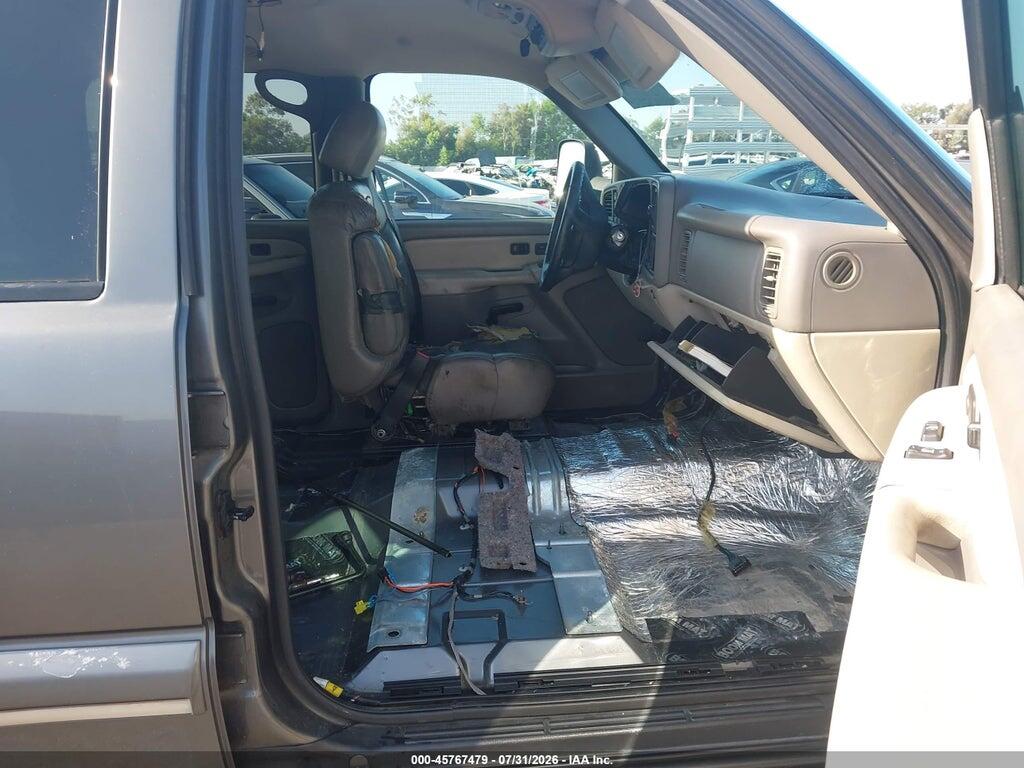 3GNFK16T01G251049 2001 CHEVROLET SUBURBAN 1500 photo no. 5