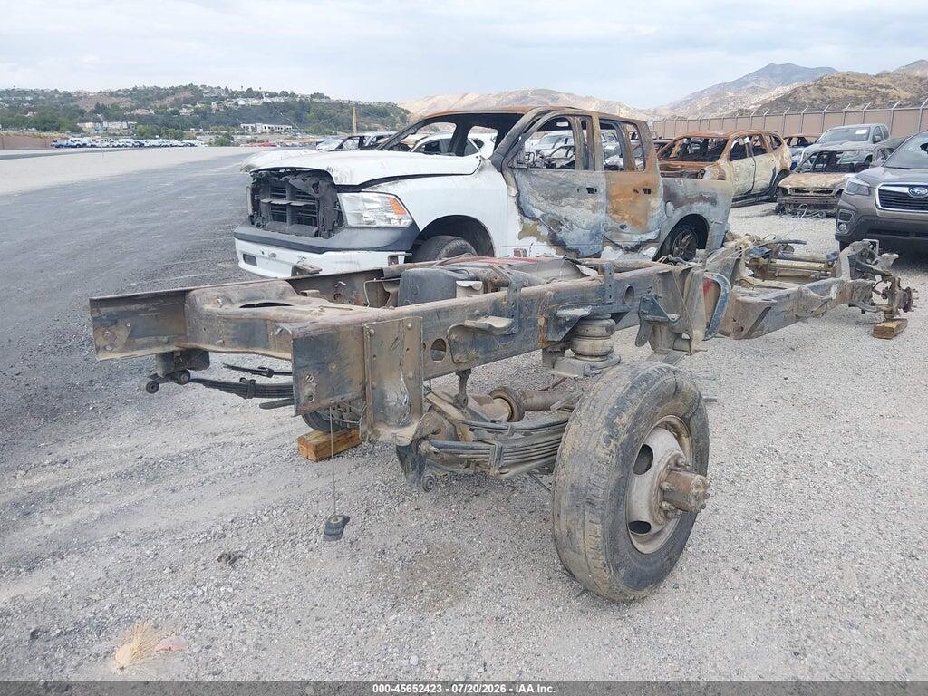1GCJC33131F173074 2001 CHEVROLET SILVERADO 3500 photo no. 4