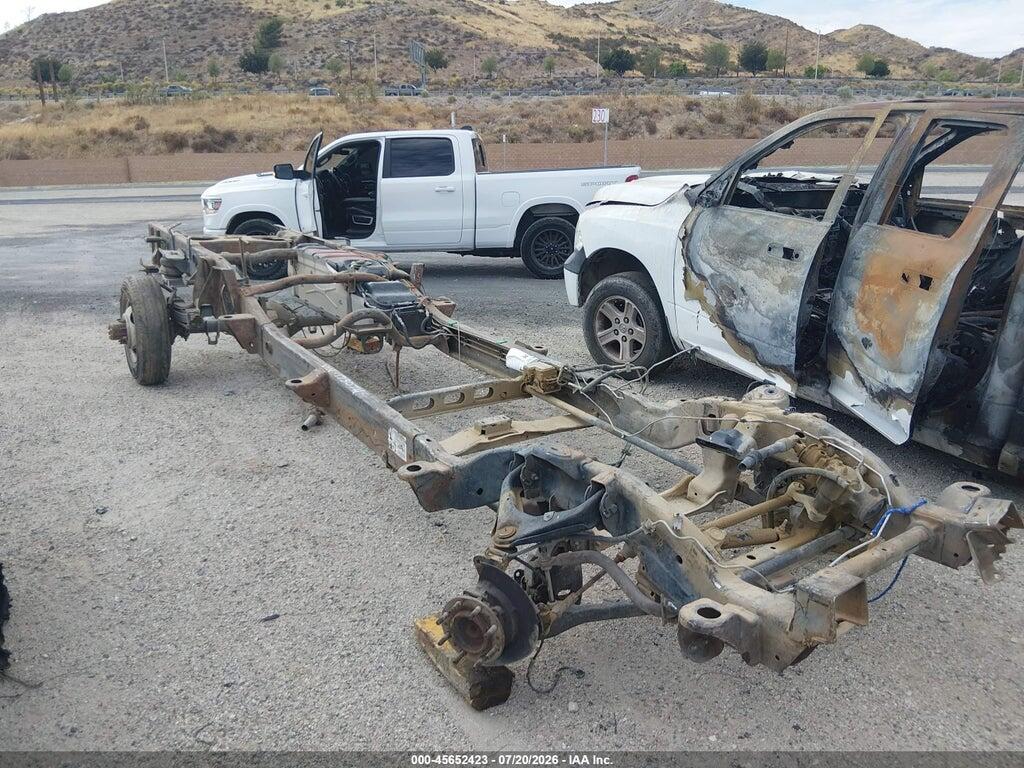 1GCJC33131F173074 2001 CHEVROLET SILVERADO 3500 photo no. 6